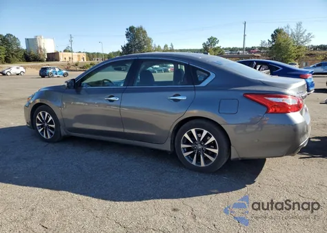 2017 Nissan Altima 2.5 из США, поврежденный, VIN 1N4AL3AP6HC110690